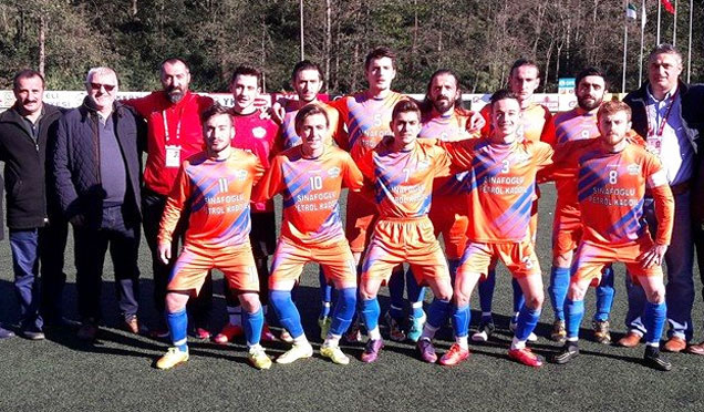 Madenli Belediyespor dört köşe