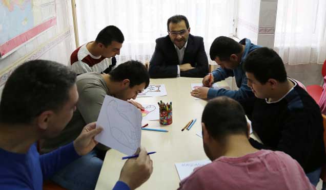 Başkan Esmen'den Engelliler Günü ziyareti