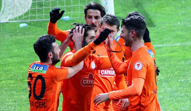 Çaykur Rizespor ligde kuzu, kupada aslan