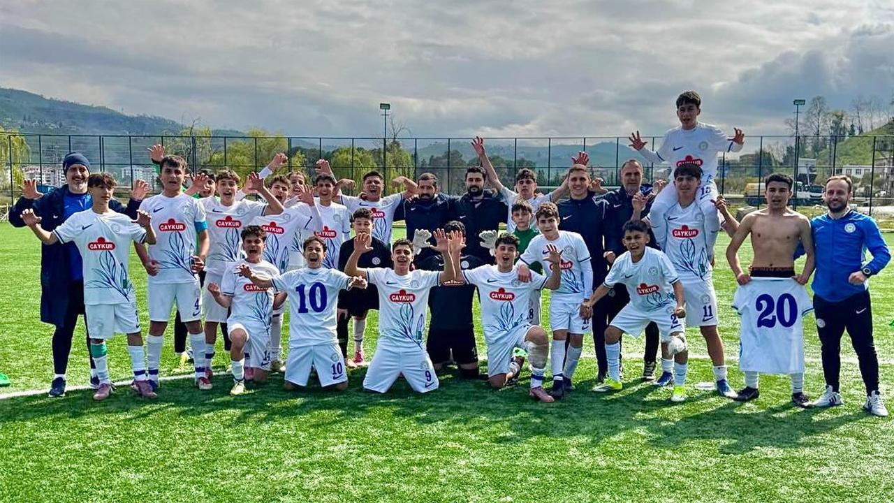 Çaykur Rizespor U14'ün Hedefinde Şimdi Samsunspor Var!