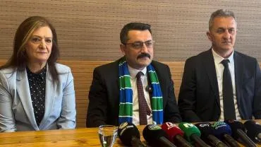 Alkan: Çayda Taban Fiyat 35 Liranın Altında Olmamalı