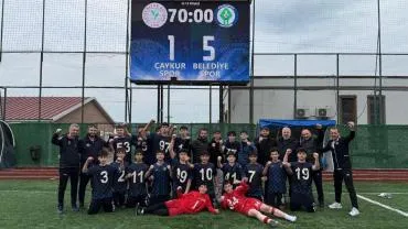 U15 Ligi’ne Şampiyon Rize Belediyespor Damgası