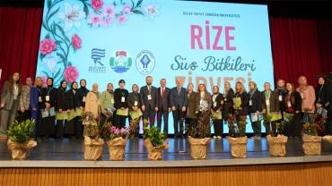 Rize'de Ekonomiye Yeni Bir Nefes: Süs Bitkileri