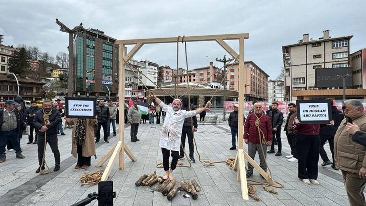 Rize’de Sarsıcı Protesto: Gazze İdam Sehpasında!