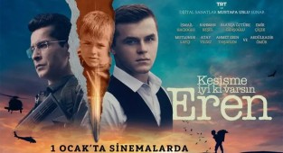 "İyi ki Varsın Eren" fragmanı Trabzonspor - Medipol Başakşehir maçı öncesi skorboardda yayınlandı